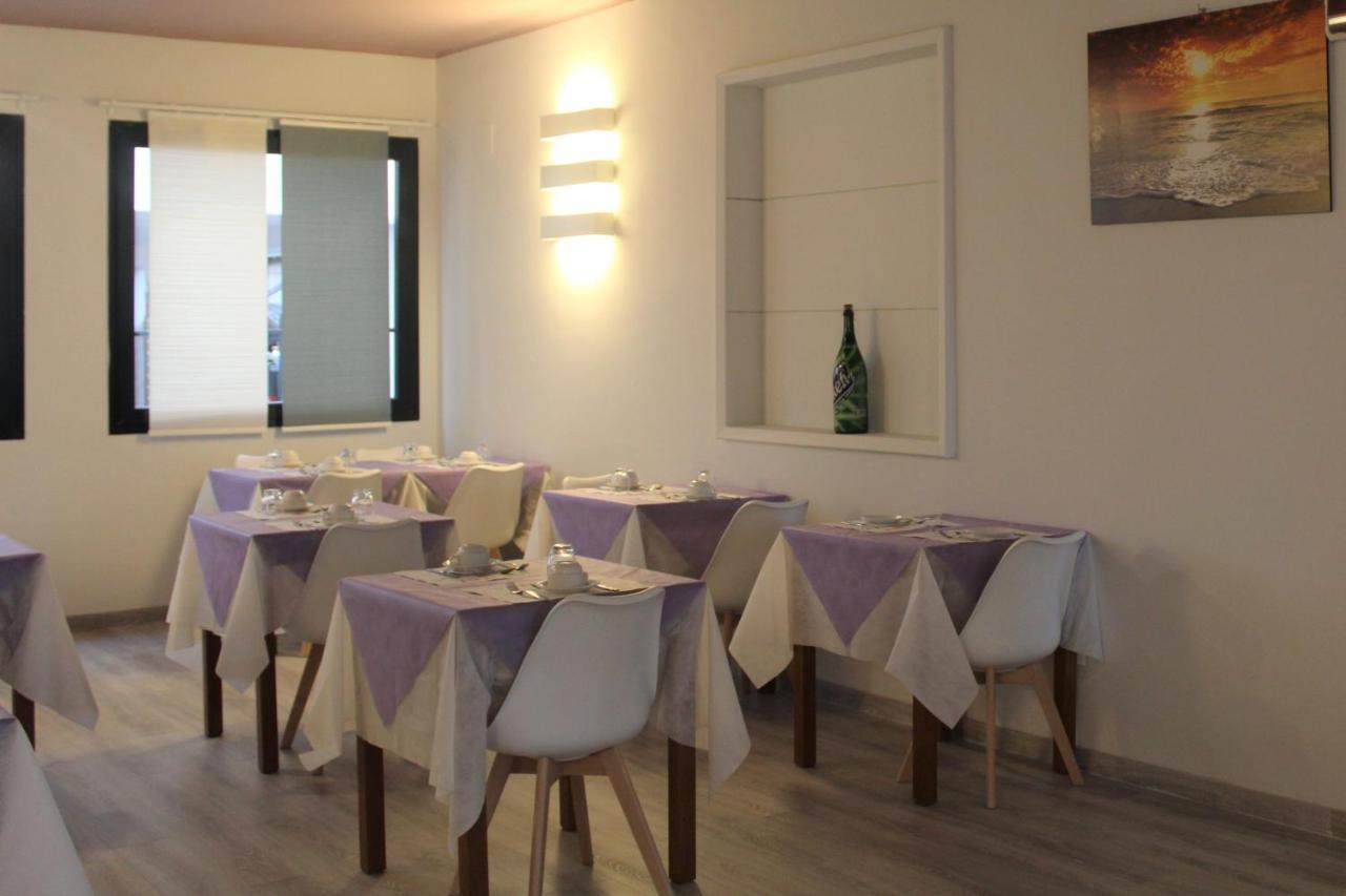 Hotel Adria Nuova Ρίμινι Εξωτερικό φωτογραφία